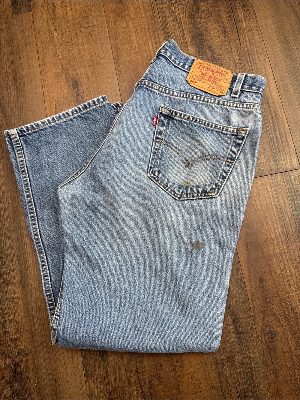 Vtg Levi’s 505 Regular Fit Straight Leg